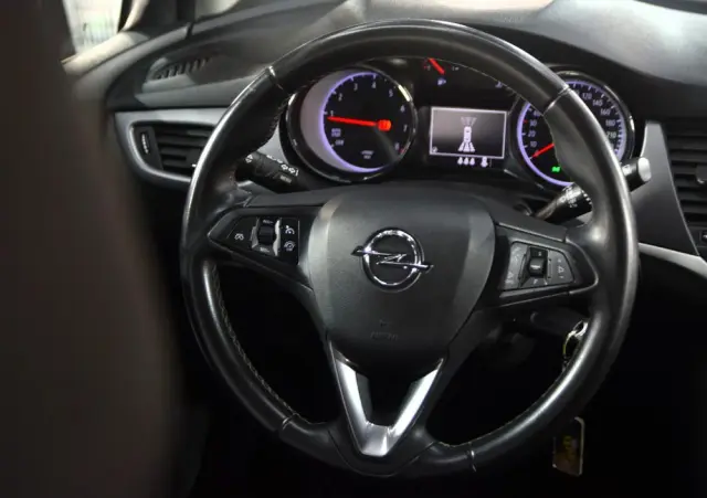 OPEL Astra 1.2 T Edition S&S