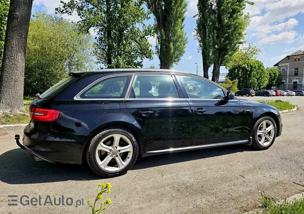AUDI A4 Avant 1.8 TFSI S line Sportpaket