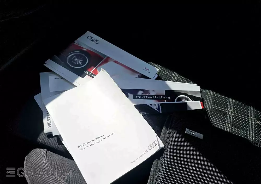 AUDI A4 Avant 1.8 TFSI S line Sportpaket