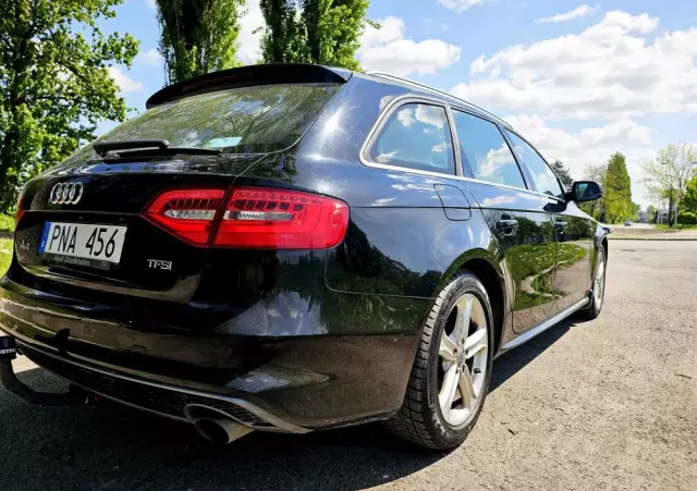 AUDI A4 Avant 1.8 TFSI S line Sportpaket