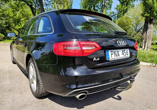 AUDI A4 Avant 1.8 TFSI S line Sportpaket