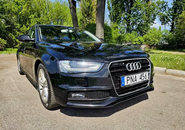 AUDI A4 Avant 1.8 TFSI S line Sportpaket