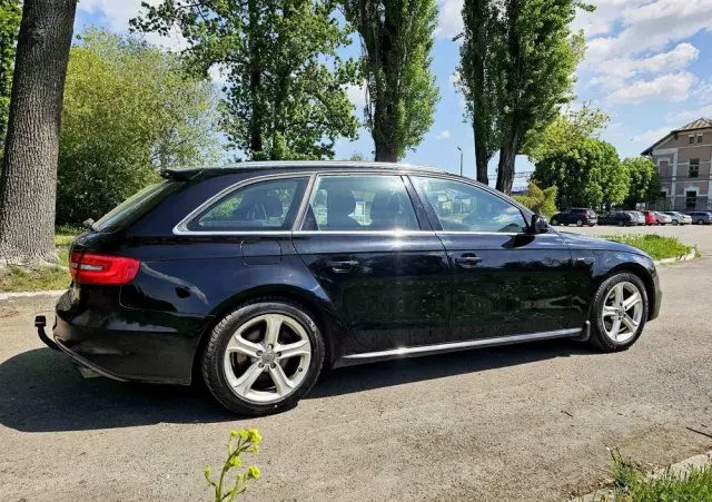 AUDI A4 Avant 1.8 TFSI S line Sportpaket
