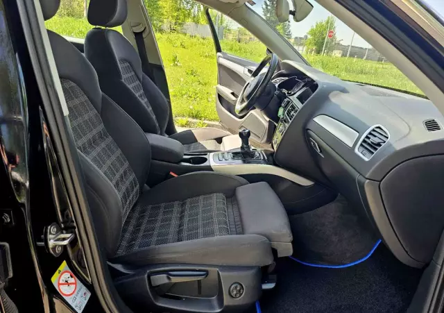 AUDI A4 Avant 1.8 TFSI S line Sportpaket