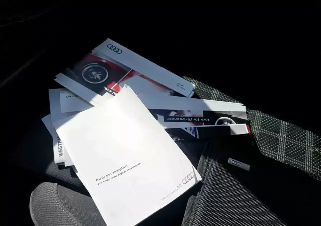 AUDI A4 Avant 1.8 TFSI S line Sportpaket