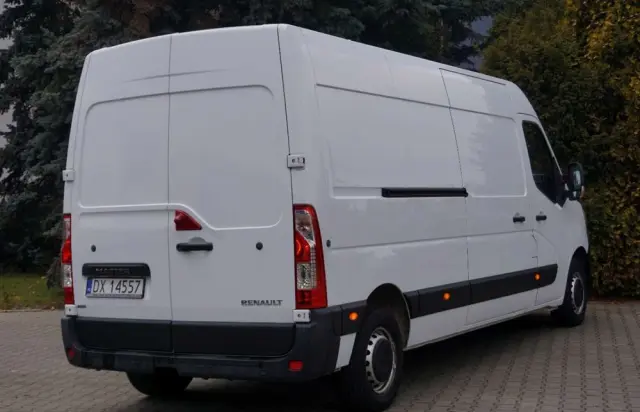 RENAULT Master 