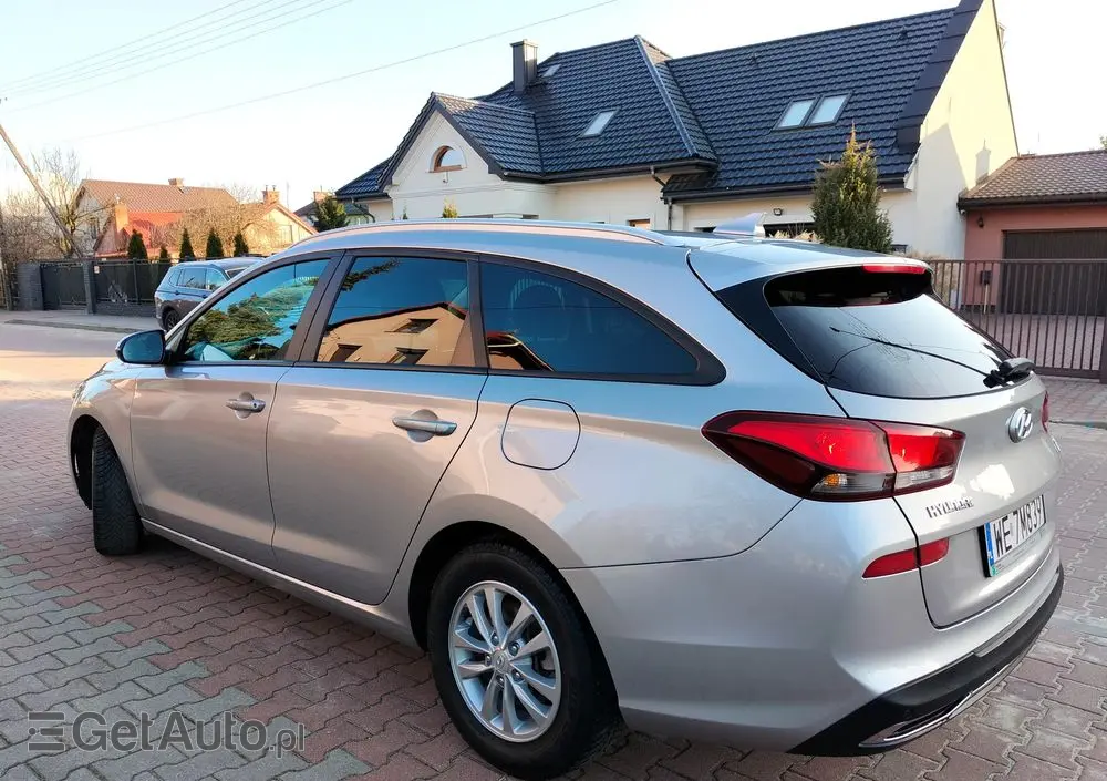 HYUNDAI I30 1.0 T-GDI Modern