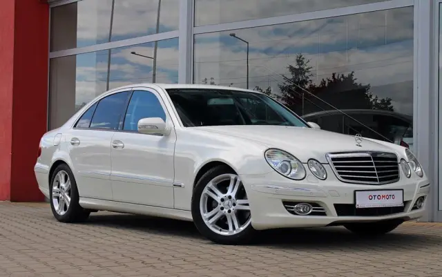 MERCEDES-BENZ Klasa E 350 7G-TRONIC Avantgarde BusinessEDITION