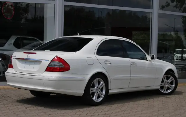 MERCEDES-BENZ Klasa E 350 7G-TRONIC Avantgarde BusinessEDITION