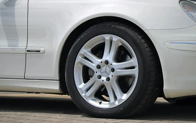 MERCEDES-BENZ Klasa E 350 7G-TRONIC Avantgarde BusinessEDITION
