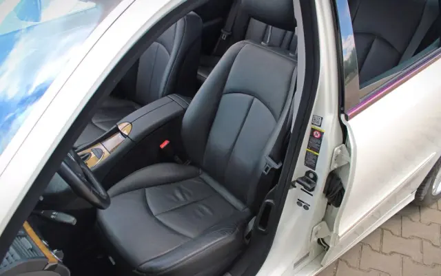 MERCEDES-BENZ Klasa E 350 7G-TRONIC Avantgarde BusinessEDITION