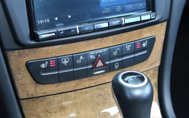 MERCEDES-BENZ Klasa E 350 7G-TRONIC Avantgarde BusinessEDITION
