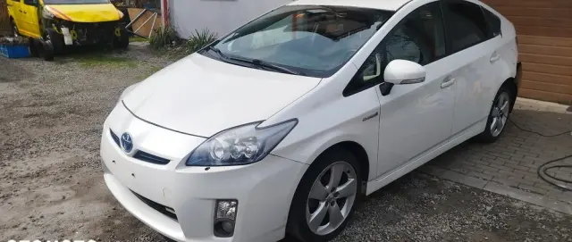 TOYOTA Prius 1.8 HSD Premium