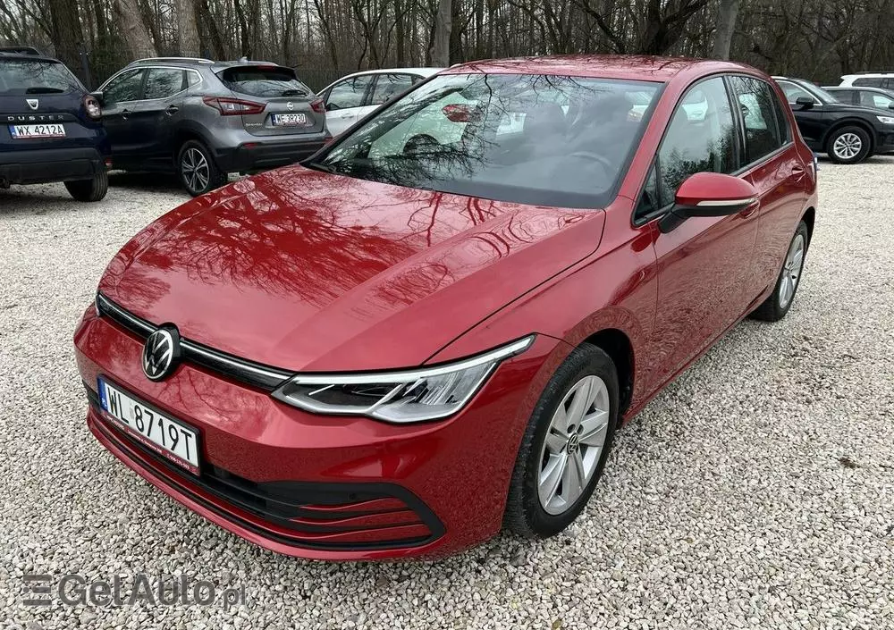 VOLKSWAGEN Golf VIII 1.0 TSI Life