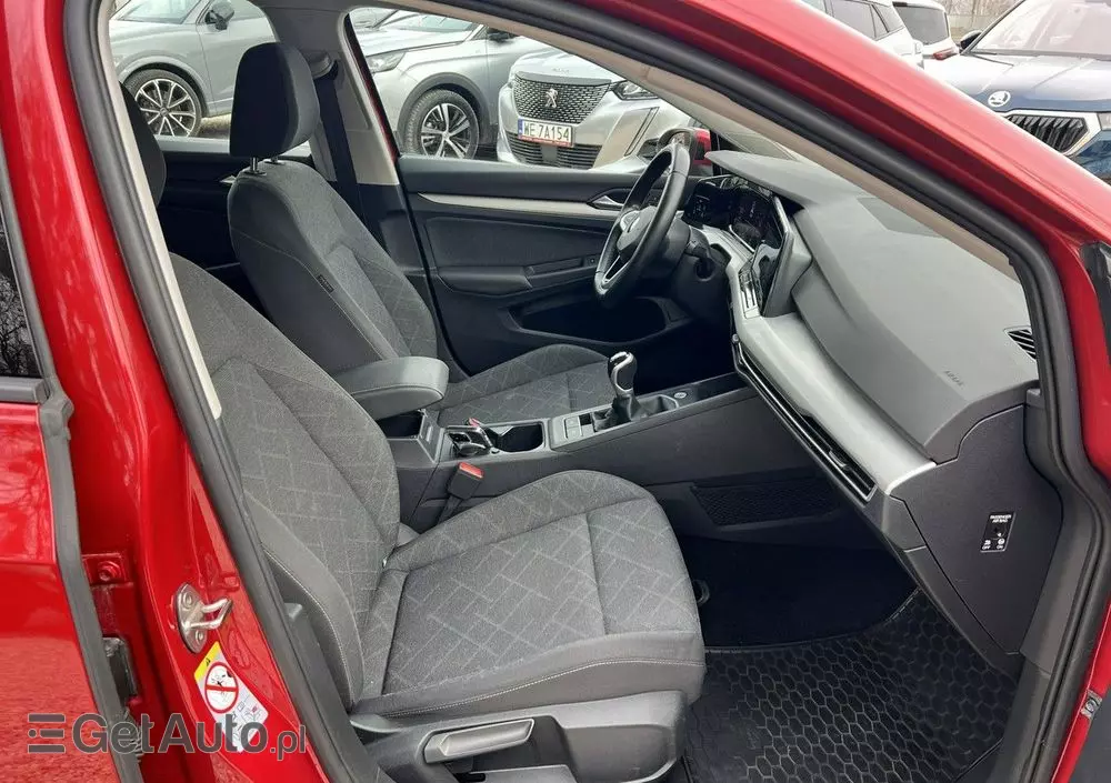 VOLKSWAGEN Golf VIII 1.0 TSI Life