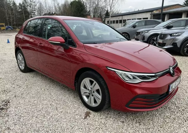 VOLKSWAGEN Golf VIII 1.0 TSI Life