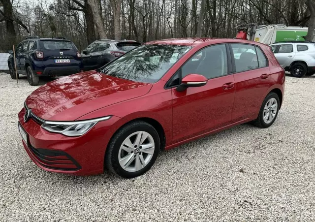 VOLKSWAGEN Golf VIII 1.0 TSI Life