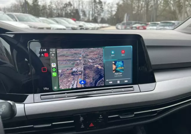 VOLKSWAGEN Golf VIII 1.0 TSI Life