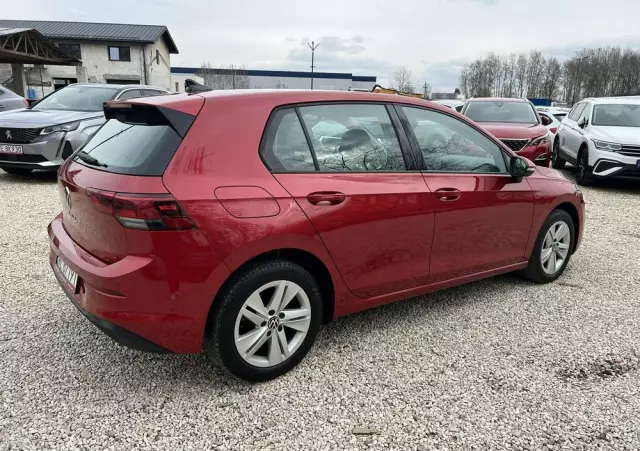VOLKSWAGEN Golf VIII 1.0 TSI Life