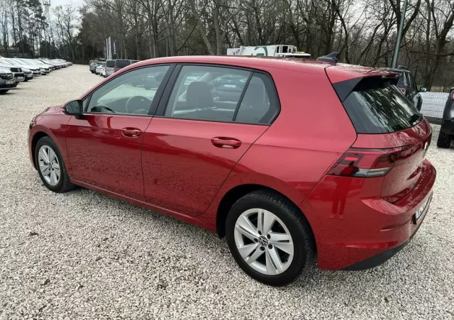 VOLKSWAGEN Golf VIII 1.0 TSI Life