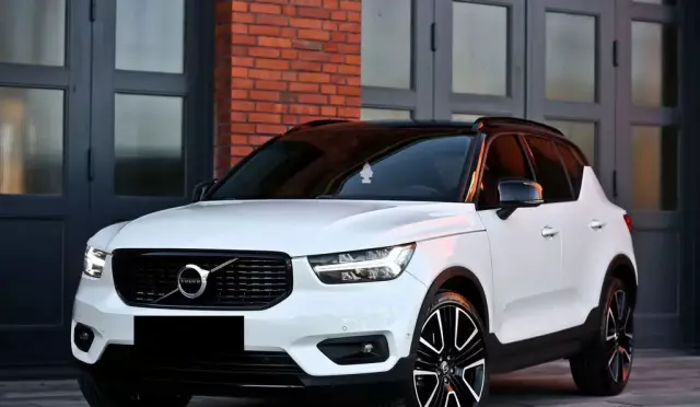 VOLVO Xc 40 