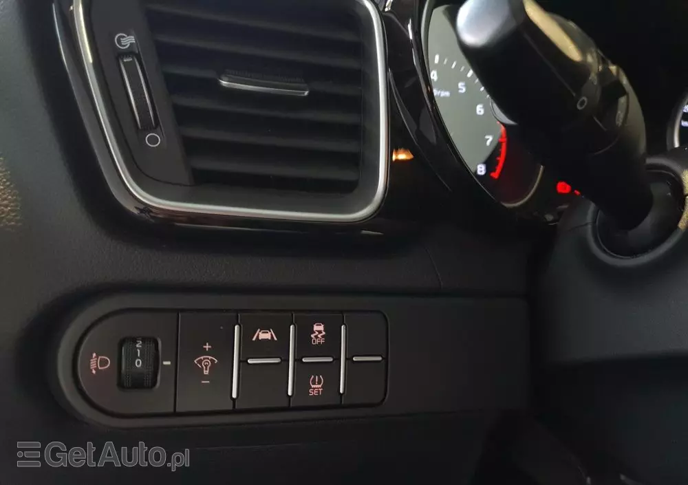 KIA Ceed 1.5 T-GDI Business Line