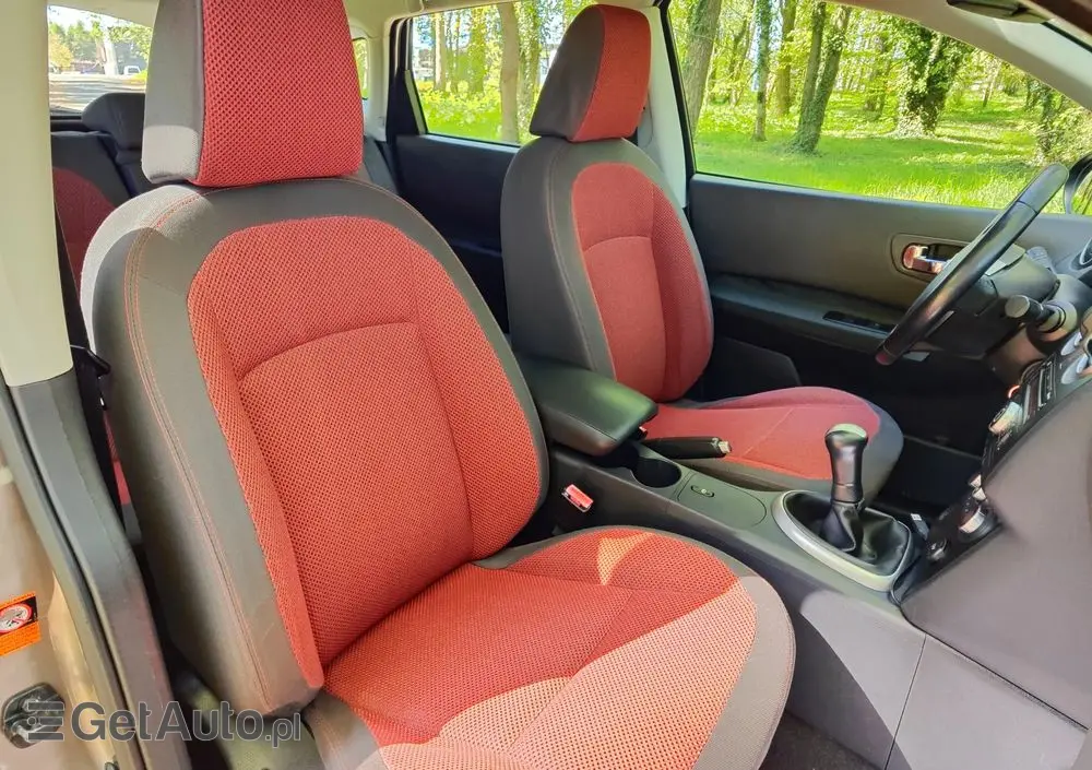 NISSAN Qashqai 1.6 acenta