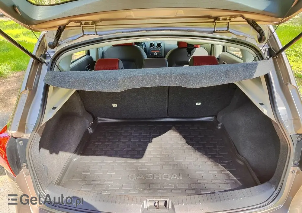 NISSAN Qashqai 1.6 acenta