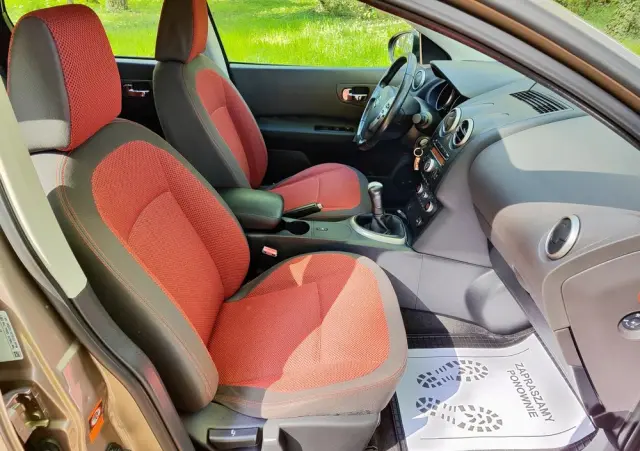 NISSAN Qashqai 1.6 acenta