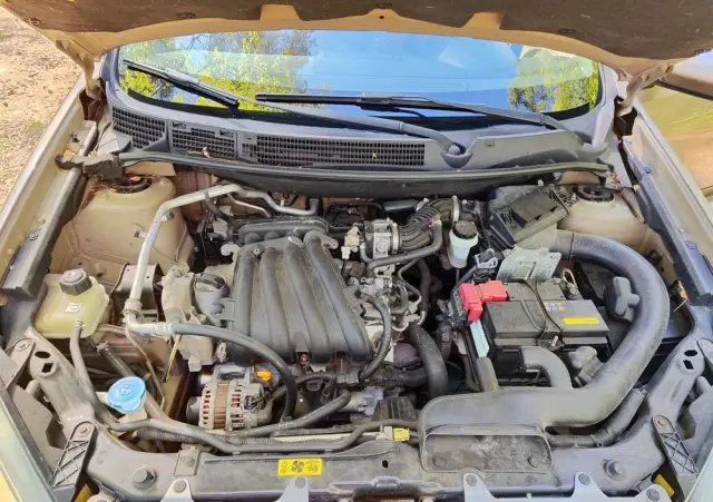 NISSAN Qashqai 1.6 acenta