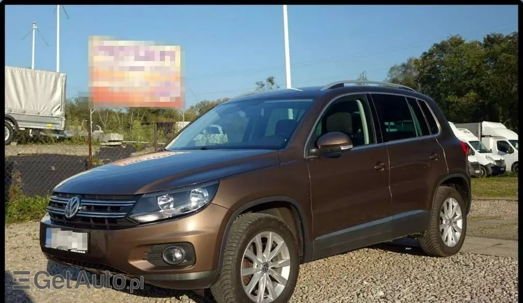 VOLKSWAGEN Tiguan 