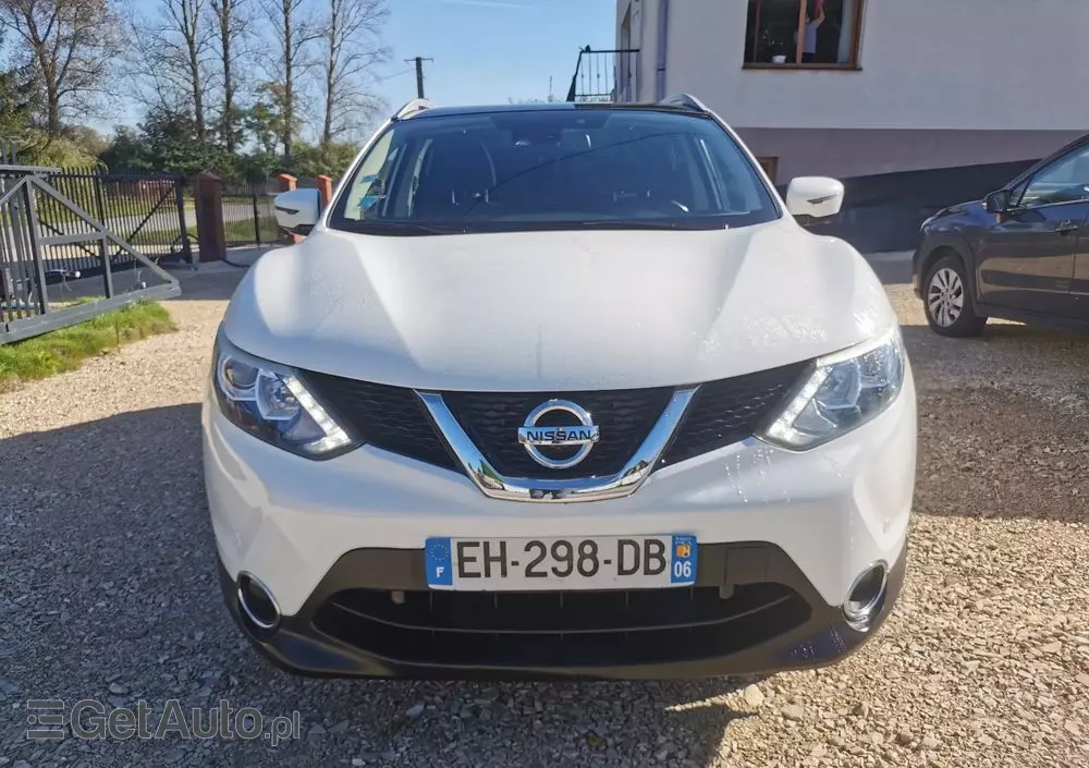 NISSAN Qashqai 1.2 DIG-T N-Connecta EU6