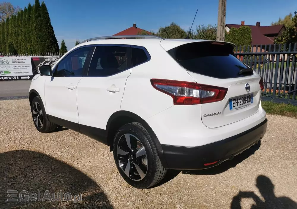 NISSAN Qashqai 1.2 DIG-T N-Connecta EU6