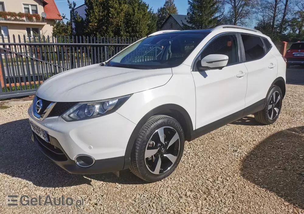 NISSAN Qashqai 1.2 DIG-T N-Connecta EU6