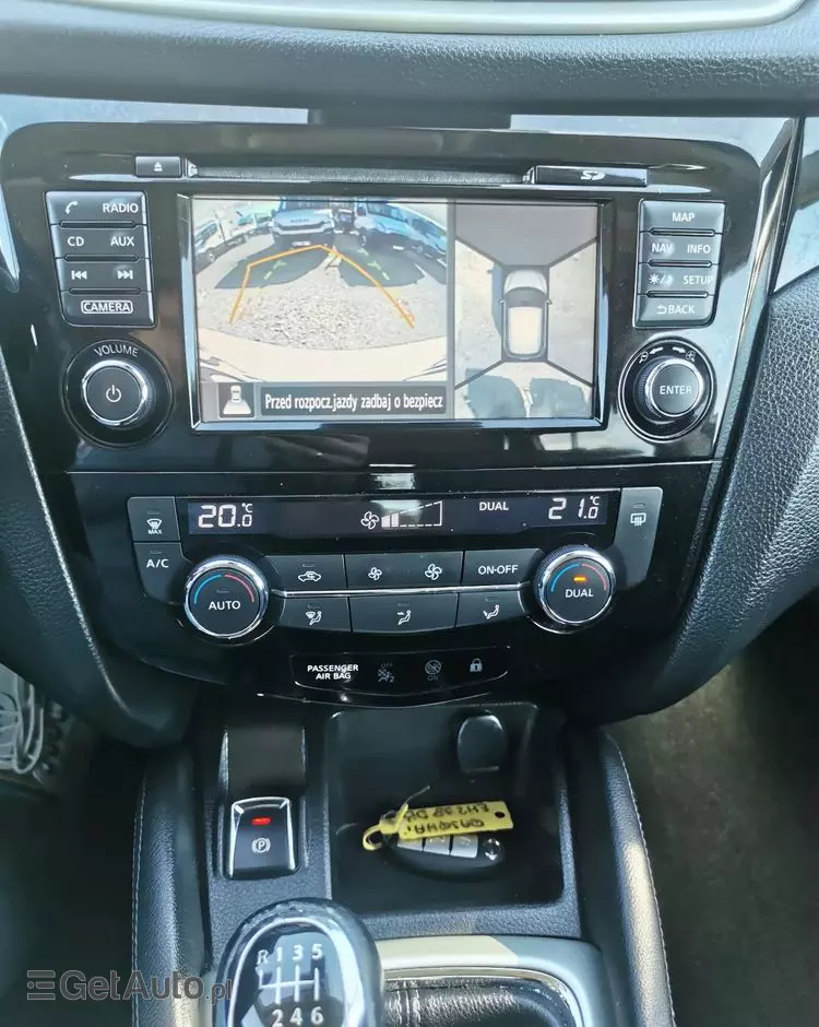 NISSAN Qashqai 1.2 DIG-T N-Connecta EU6