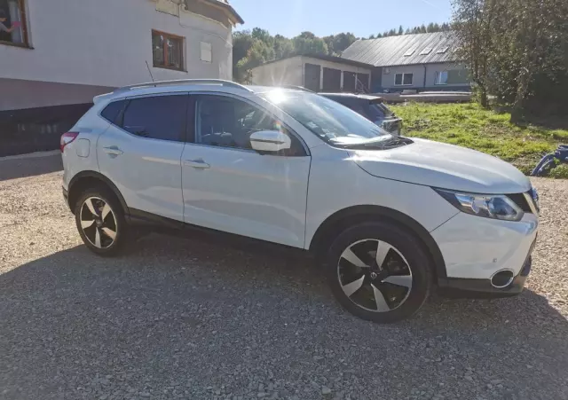 NISSAN Qashqai 1.2 DIG-T N-Connecta EU6