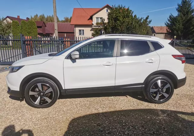 NISSAN Qashqai 1.2 DIG-T N-Connecta EU6