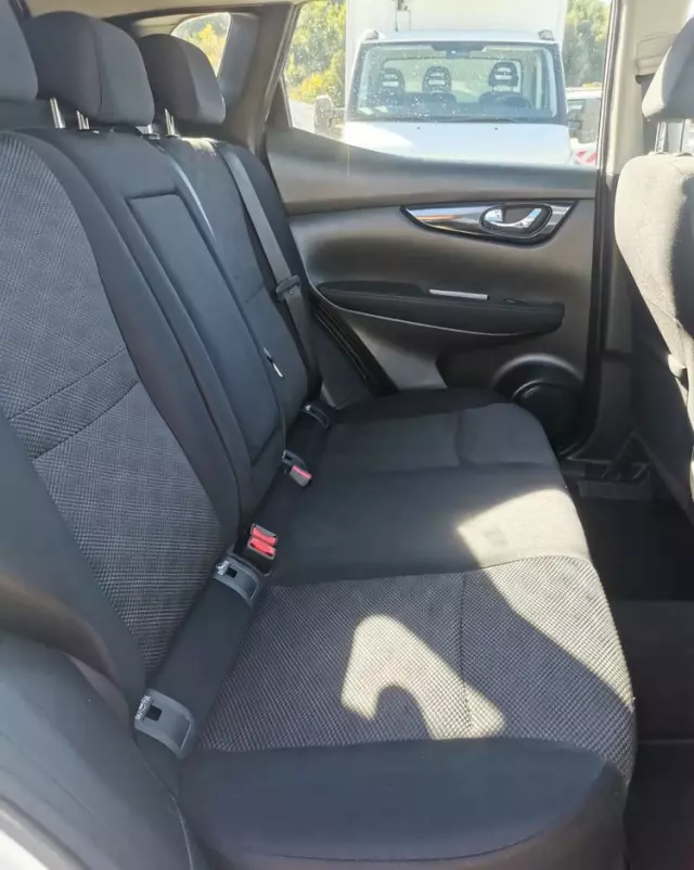 NISSAN Qashqai 1.2 DIG-T N-Connecta EU6