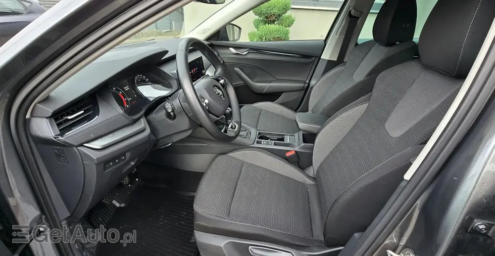 SKODA Octavia 1.5 TSI ACT Ambition