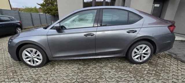 SKODA Octavia 1.5 TSI ACT Ambition