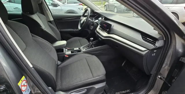 SKODA Octavia 1.5 TSI ACT Ambition