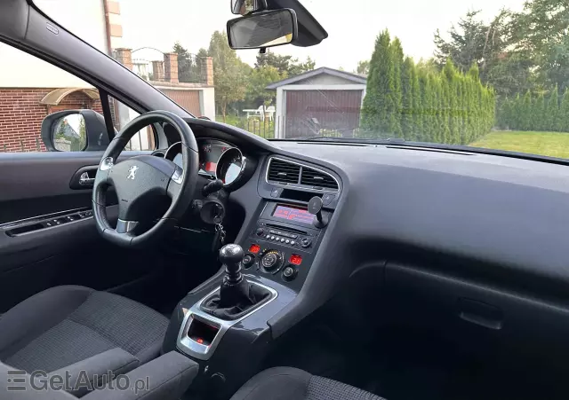 PEUGEOT 5008 2.0 HDi Active 7os