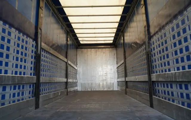 MAN TGX 26.460 / 120 M3 / 6x2 / SOLÓWKA /  OŚ PODNOSZONA / OŚ SKRĘTNA / 