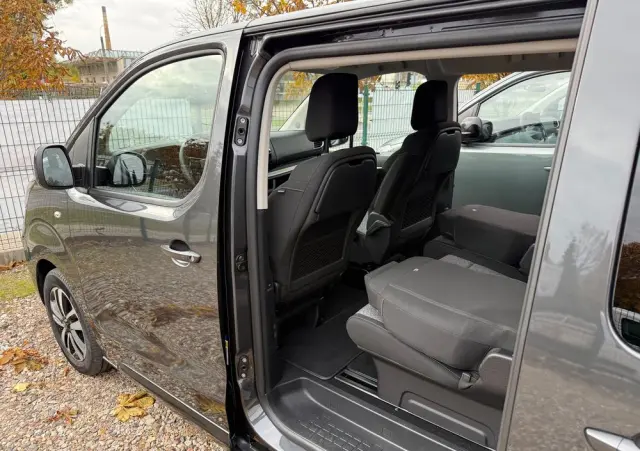 PEUGEOT Traveller 2.0 BlueHDi Long Business EAT8