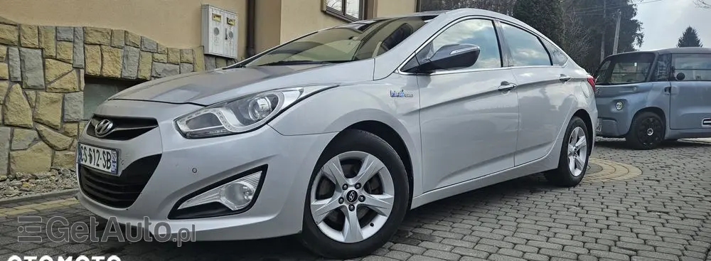 HYUNDAI I40 
