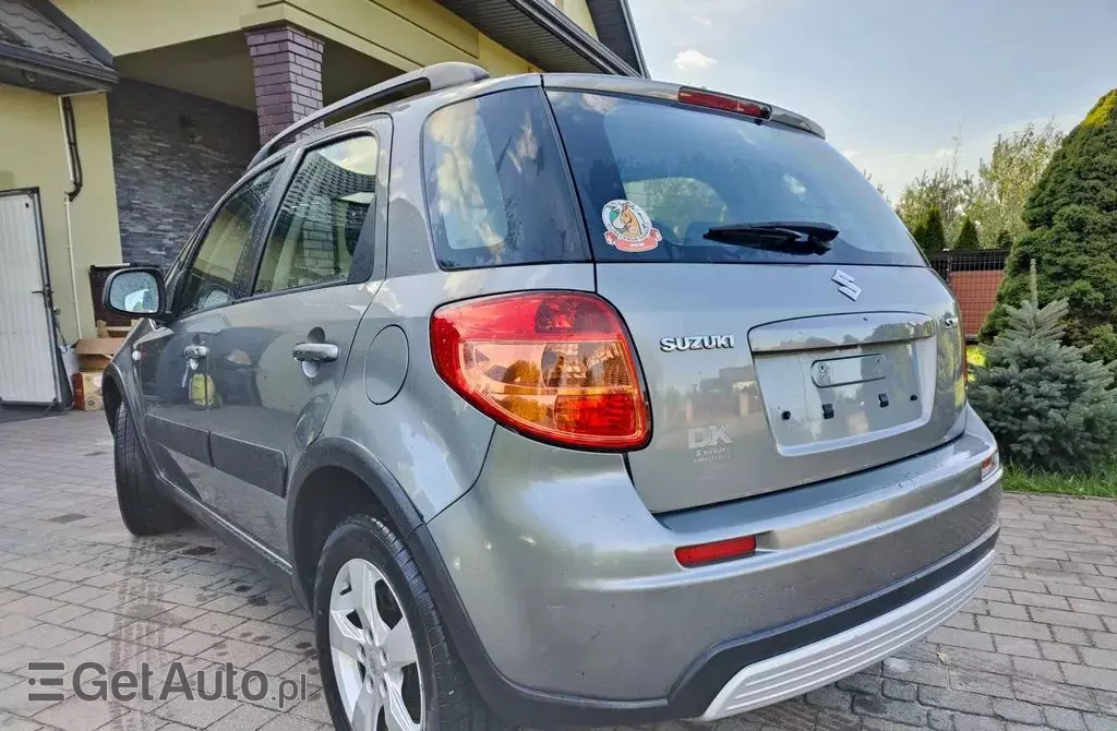 SUZUKI SX4 