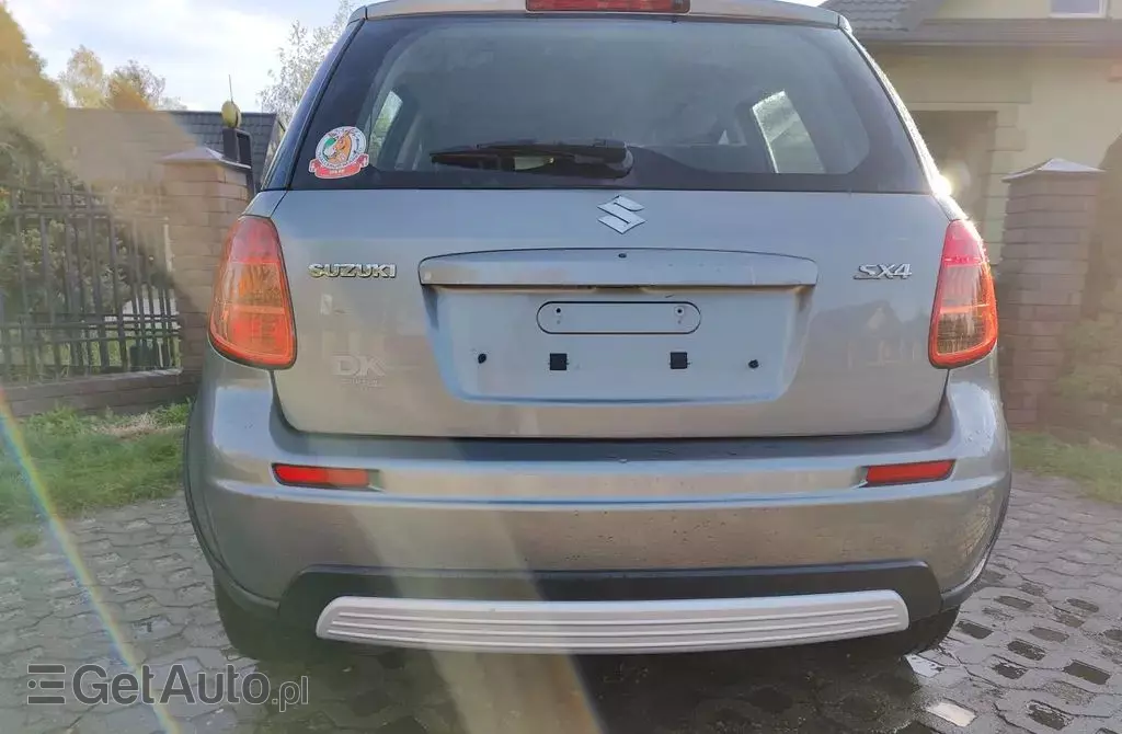 SUZUKI SX4 