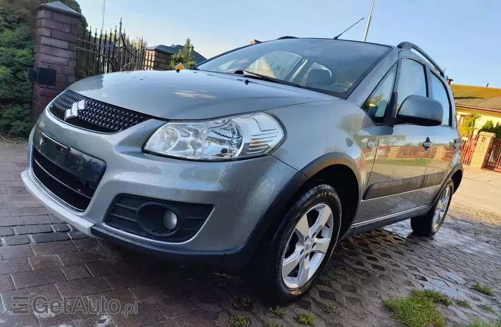 SUZUKI SX4 