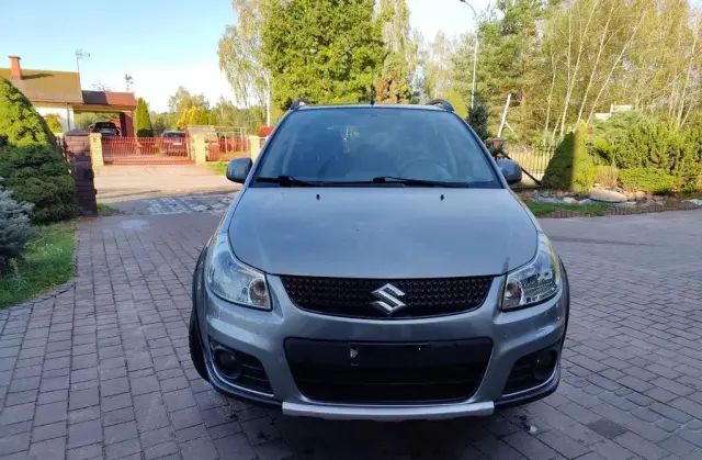 SUZUKI SX4 