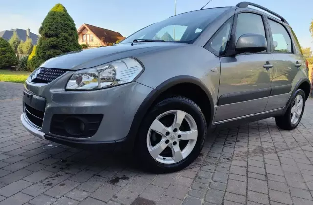 SUZUKI SX4 